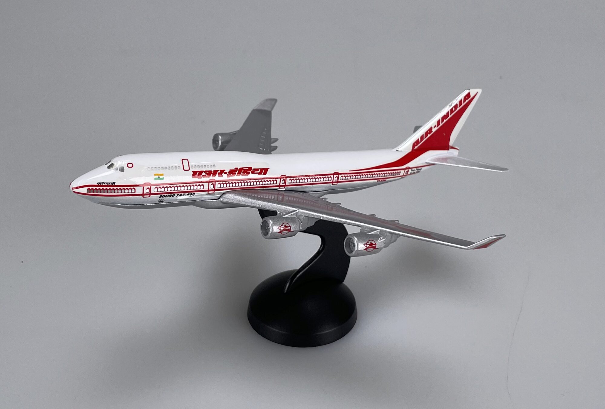 Schabak 821/108 Boeing 747-400 Air India  1:500 Metalmodell