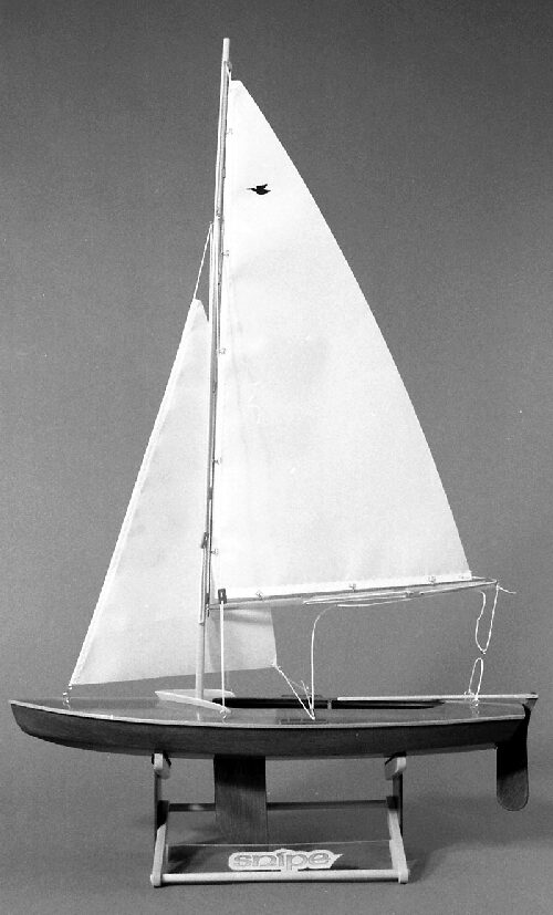 DUMAS Boats ds1122 16 Zoll Snipe Sailboat