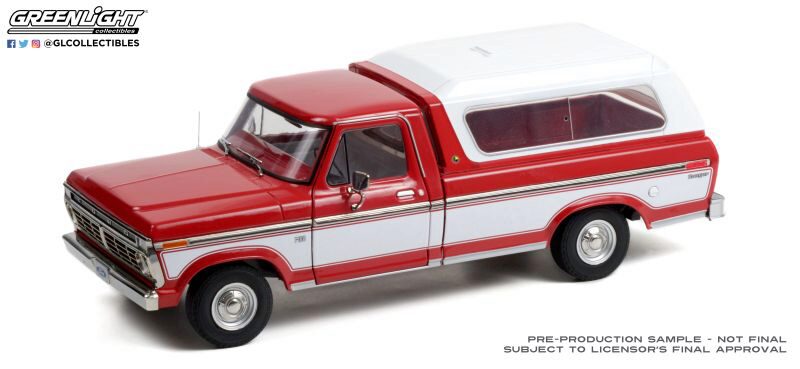 Greenlight 13620 1975 Ford F-100, Candy Apple Red w/Wimbledon White
