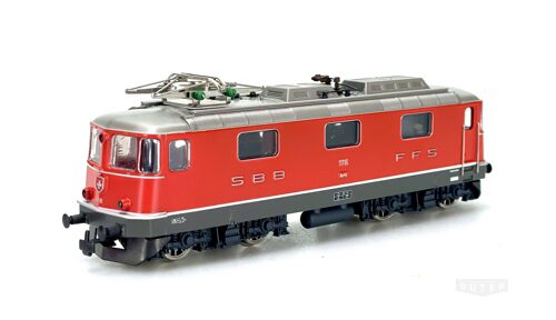 HAG 163 *SBB E-Lok Re 4/4 II  rot  Lok Nr 11116