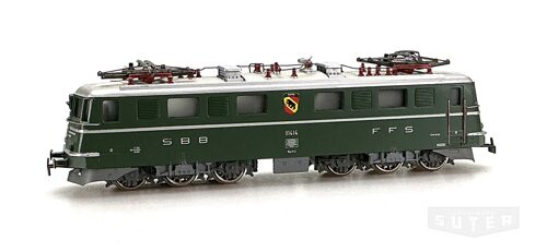 Märklin 3050 *SBB E-Lok Ae 6/6  Gussgehäuse  hellblauer Bildkarton