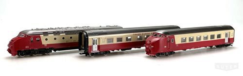 Märklin 3070 *SBB TEE Triebwagen  weinrot/crème    3tlg.  Neuwertig!