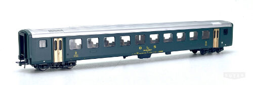Roco 44322 *BLS Personernwagen 2.Klasse grün