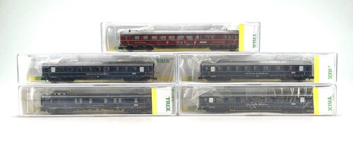 Lot 6897 *Spur N Konvolut Minitrix Rheingold Wagen 5tlg