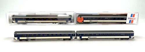 Lot 7086 *Spur N Konvolut Roco BLS Personenwagen 4tlg