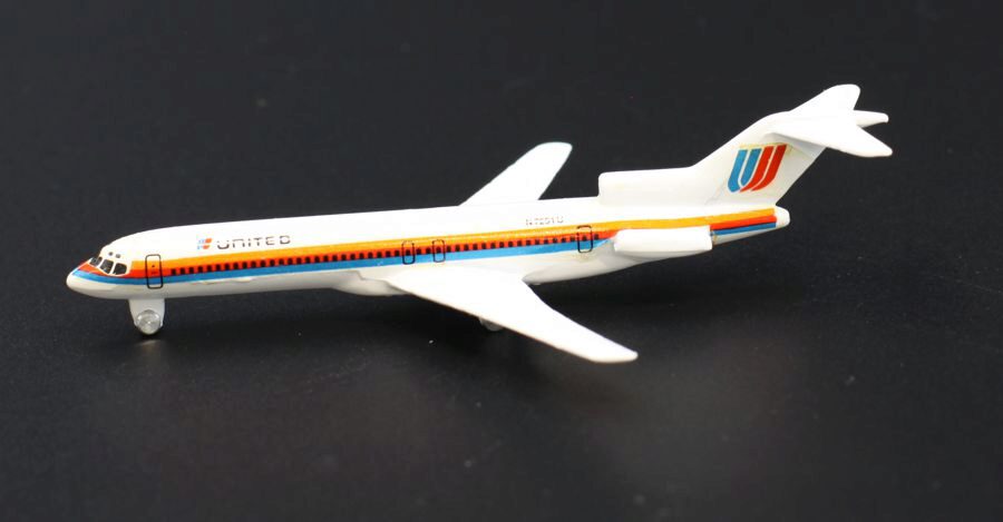Schabak 906/23 Boeing 727 United Airlines
