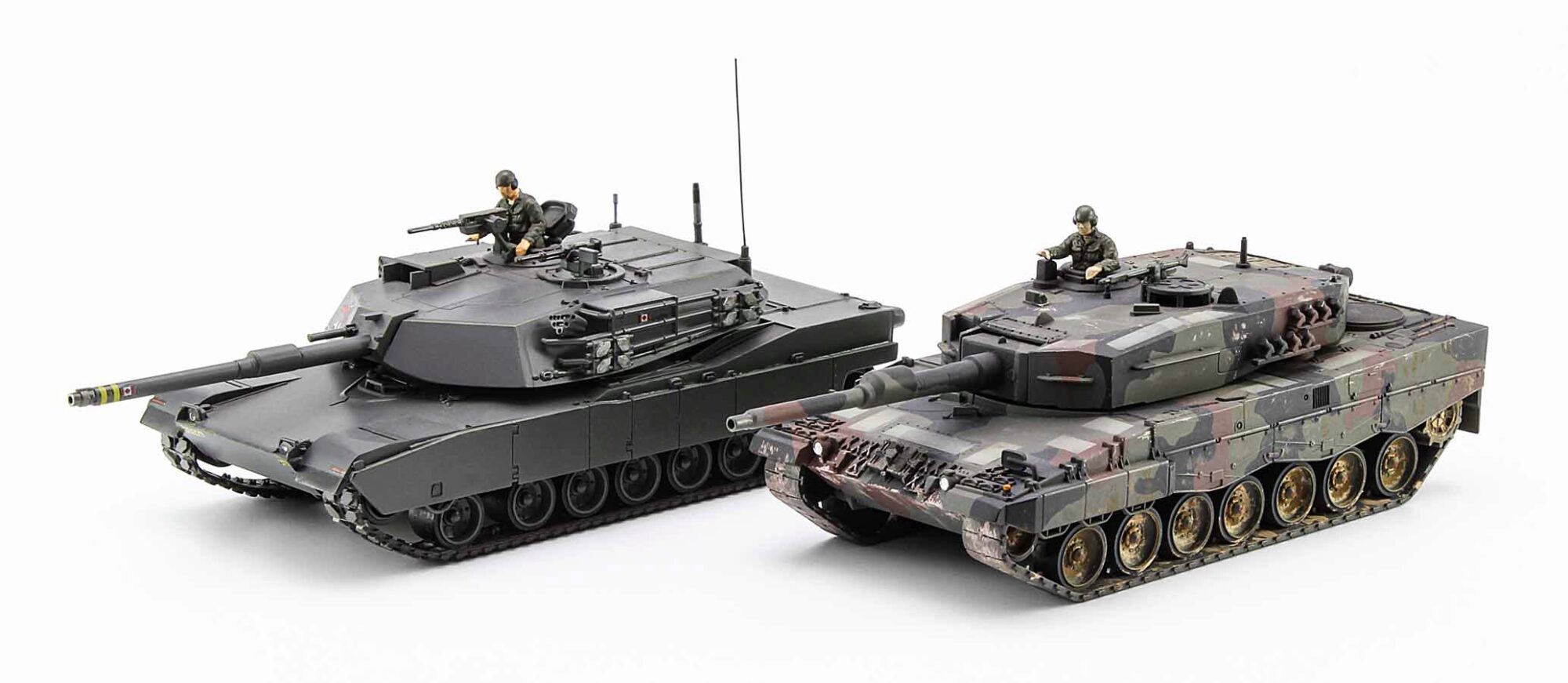 Hasegawa 0069 M1 Abrams & Leopard 2