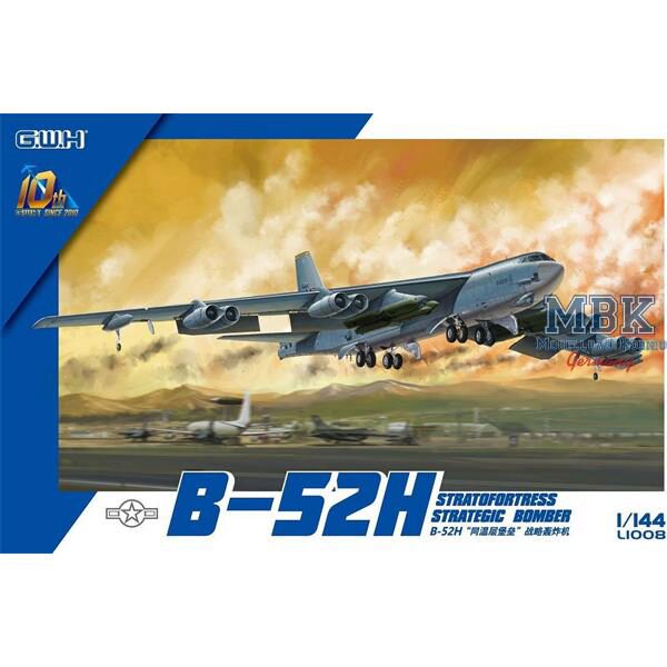 GREAT WALL HOBBY L1008 Boeing B-52H Strategic Bomber