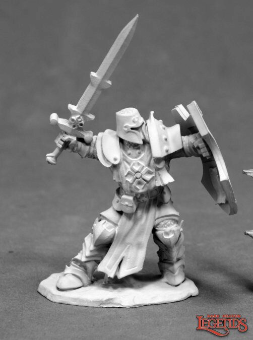 Reaper Miniatures 03828 Crusader Champion (Sword and Shield)