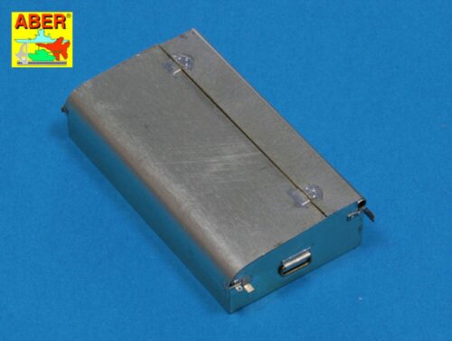 Aber Models 16044 KV-1 vol-Tool boxes early