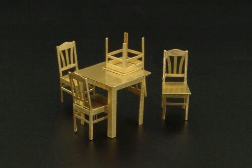 Brengun BRL72013 Table and chairs