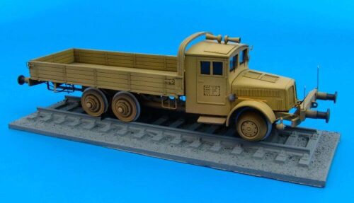 Hauler HLR87120 TATRA T111railway