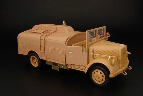 Hauler HLU35038 Opel Blitz Tankwagen (Italeri)