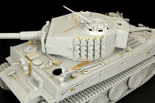 Hauler HLU35063 Tiger I ausf E - basic (6471 Italeri)