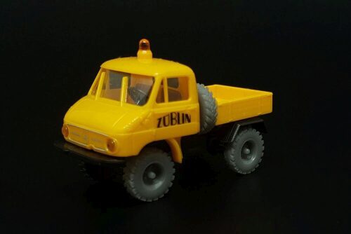 Hauler HLR87221 MB Unimog 411 wheels