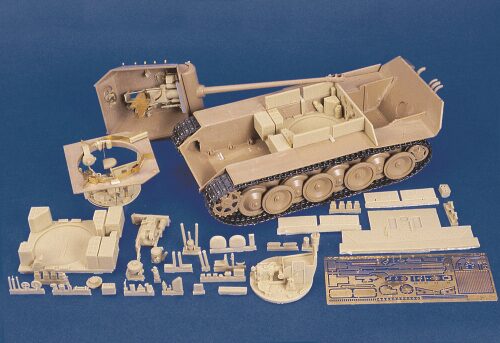 Royal Model RM098 Panther A interior details n.2