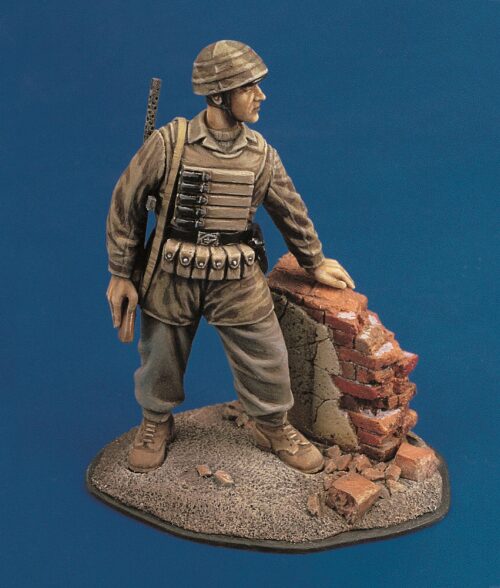 Royal Model RM213 Italian paratrooper - WWII