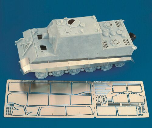 Royal Model RM305 Fenders Jagdtiger (for Dragon kit)