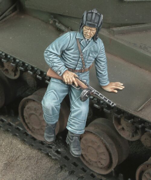 Royal Model RM564 Russian tanker jumping down-WWII