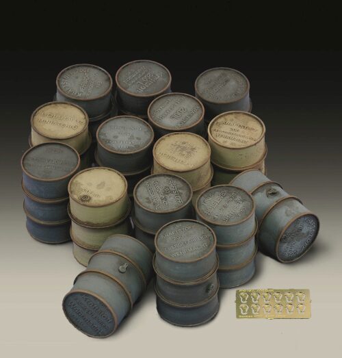 Royal Model RM617 German oil drums-WWII