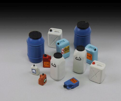 Royal Model RM648 Plastic chemical/water containers & bottles