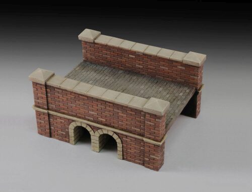 Royal Model RM690 Little red bricks bridge