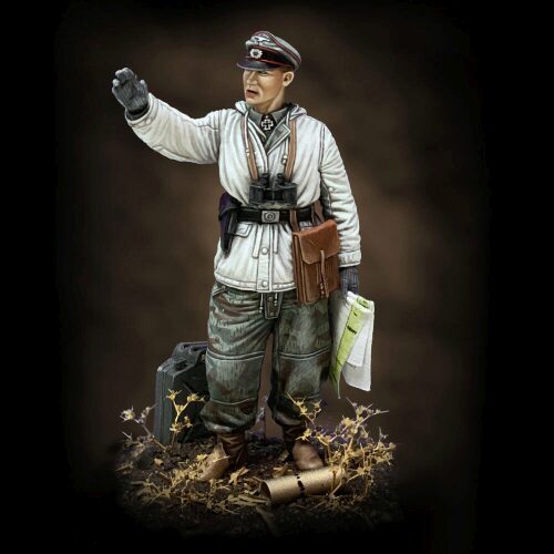 Royal Model RM824 German tanker in winter dress - WWII