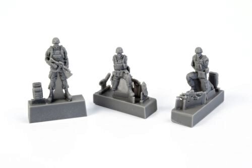 CMK 129-F72343 Two Kneeling Soldiers and Commanding Officer,US Army Infantry Squad 2nd Division