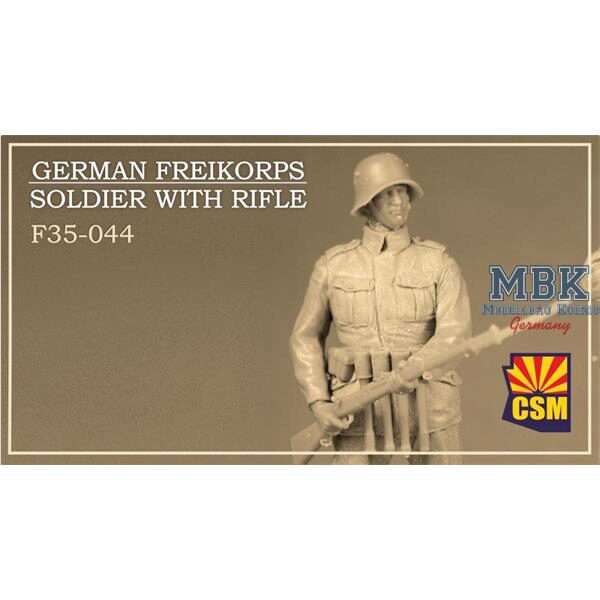 Copper State Models F35044 German Freikorps soldier with rifle