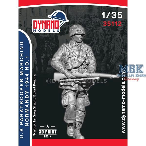 Dynamo Models DYM35112 U.S Paratrooper Rifleman Marching Normandy 44-No.1