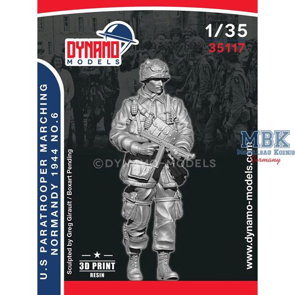 Dynamo Models DYM35117 U.S Paratrooper SMG Marching Normandy 44-No.6