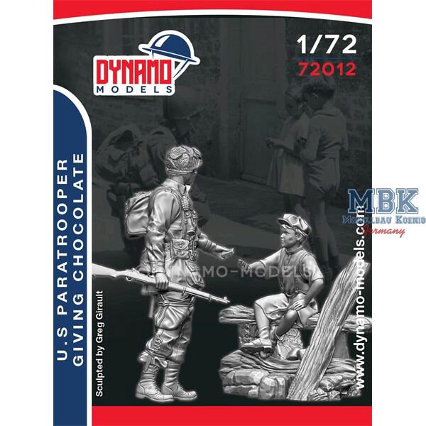 Dynamo Models DYM72012 U.S. Paratrooper Giving Chocolate 1:72