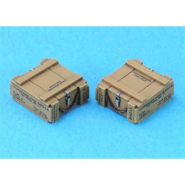 LEGEND PRODUCTIONS LF1302 WWII Mk. 2 Wooden Grenade Crate Set