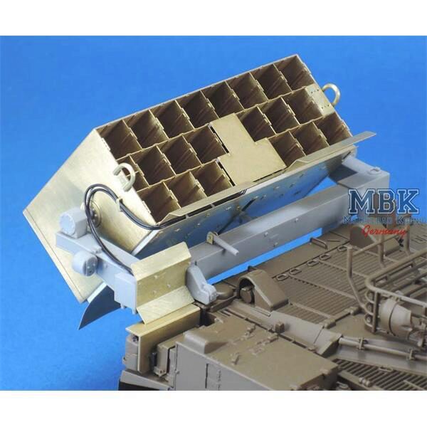 LEGEND PRODUCTIONS LF1330 IDF PUMA Carpet Launcher Set