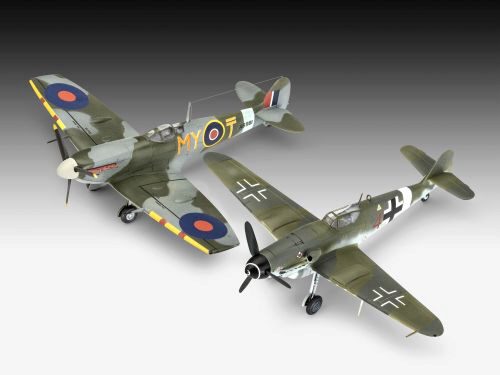 Revell 63710 Model Set Combat Set Bf109G-10 & Spitfire Mk.V