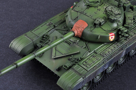 TRUMPETER 1/35 05598 russe T-72B MBT 