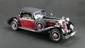 CMC C-010 Horch 853, 1937 two-tone finish red / black
