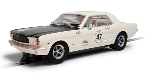 Scalextric C4353 Ford Mustang Bill & Fred Shepherd Goodwood Revival