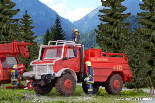 Kibri 18270 H0 Feuerwehr UNIMOG Waldbrandlöschfahrzeug
